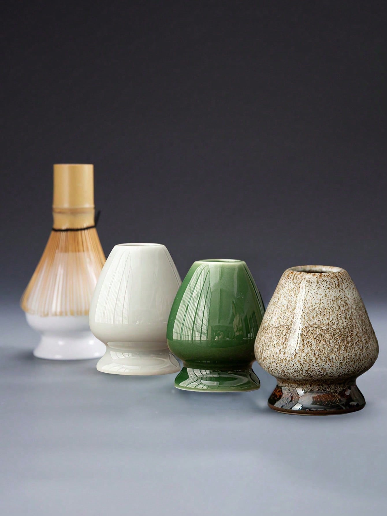 1 個セラミック抹茶緑茶茶筅ホルダースタンドボウル竹泡立て器 - Bamboo Whisk Chasen のレビューと価格