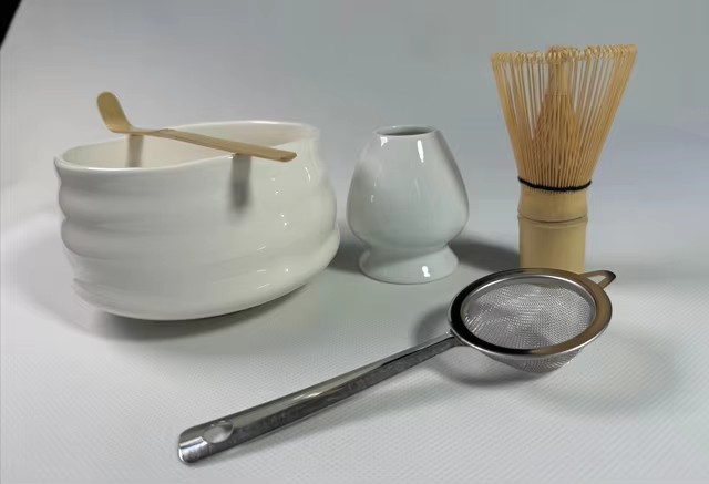 人気抹茶スターターセット 伝統的な竹製茶筅100本爪 茶杓  - Bamboo Whisk Chasen のレビューと価格